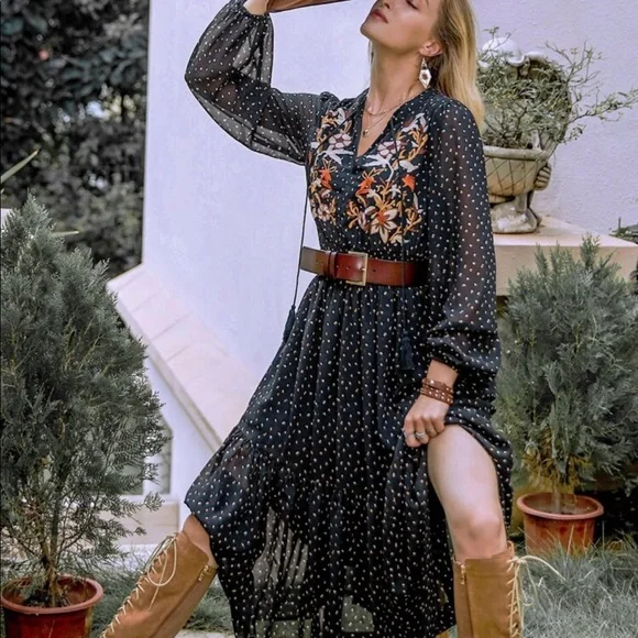 fitted lace wedding dress Boho Rayon Maxi Dress in Thread Embroidery – Maxim Creation main image 1